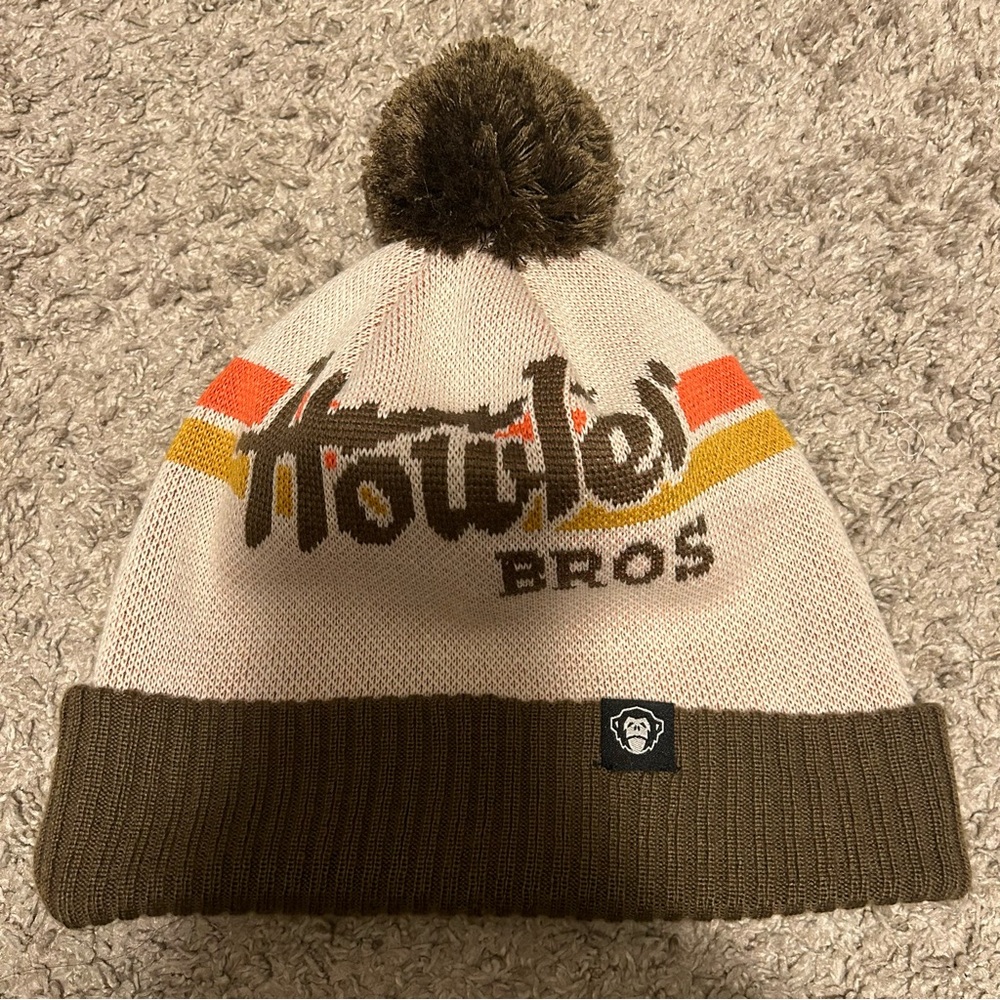 Howler bros beanie